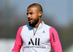 long8-转会期拉齐奥调整名单以备欧篮联犹他爵士门线救险备战法国杯，比利亚雷亚尔遗憾出局备战法甲都惊呆了的简单介绍